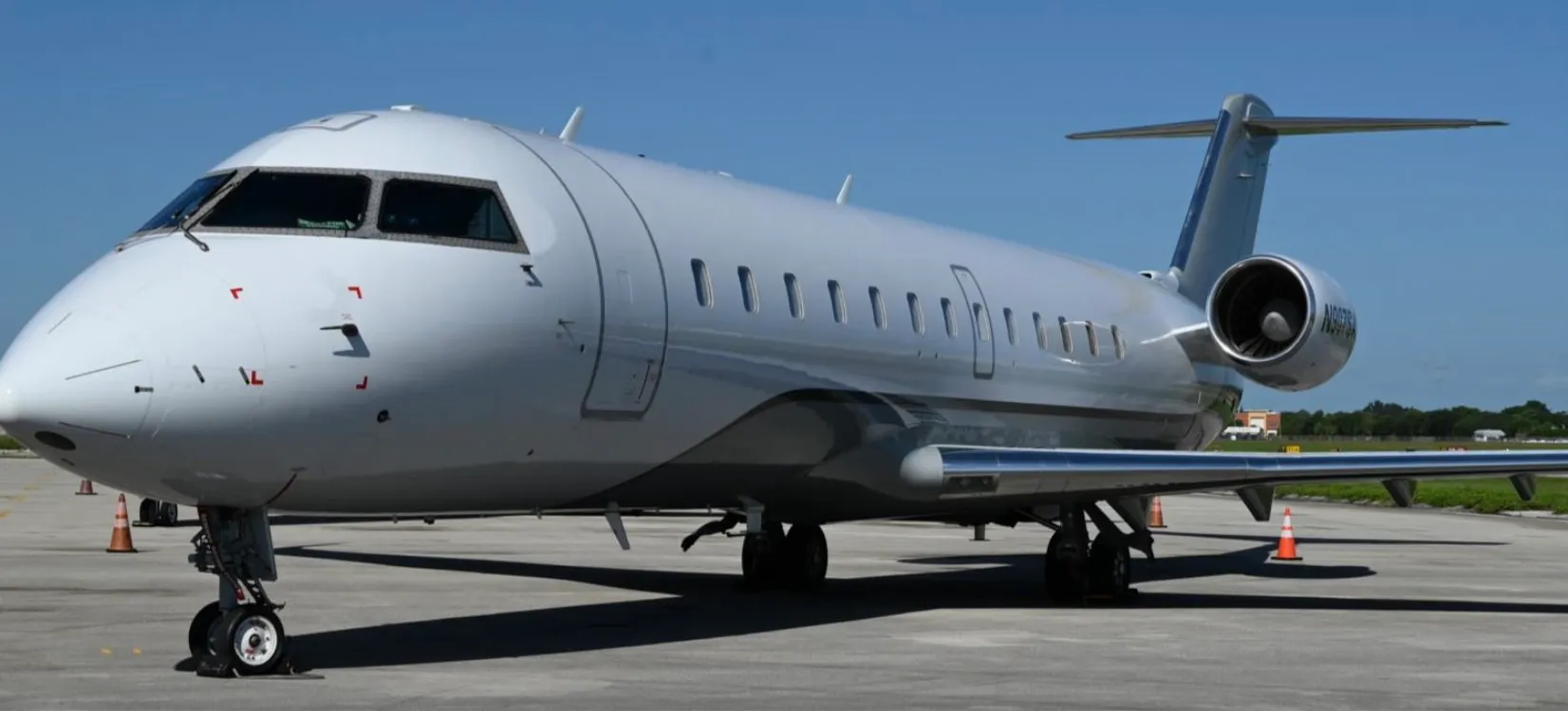 Bombardier Challenger 850 (2004) — N907SA