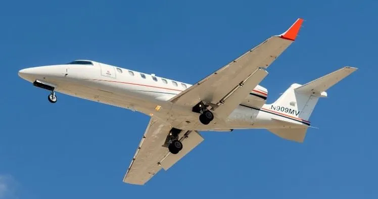 Learjet 45 (2006) — N909MV