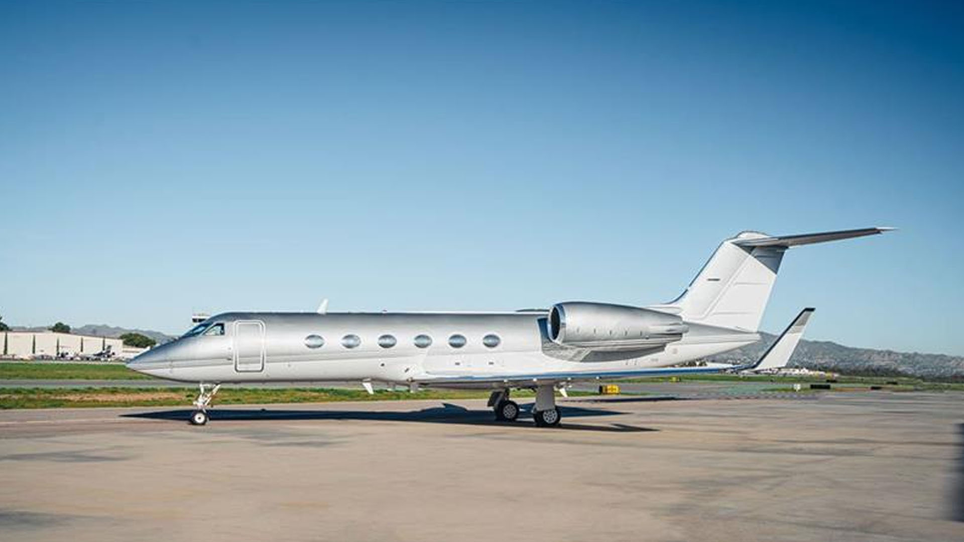 Gulfstream GIV (1991) — N917W