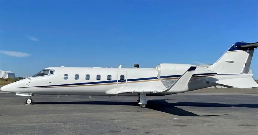 Learjet 60 — N936SM