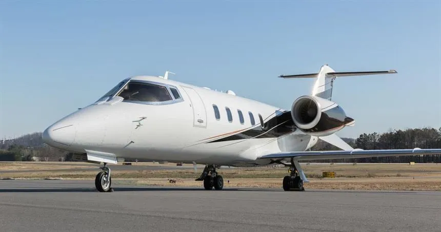 Learjet 60 (2011) — N93EW