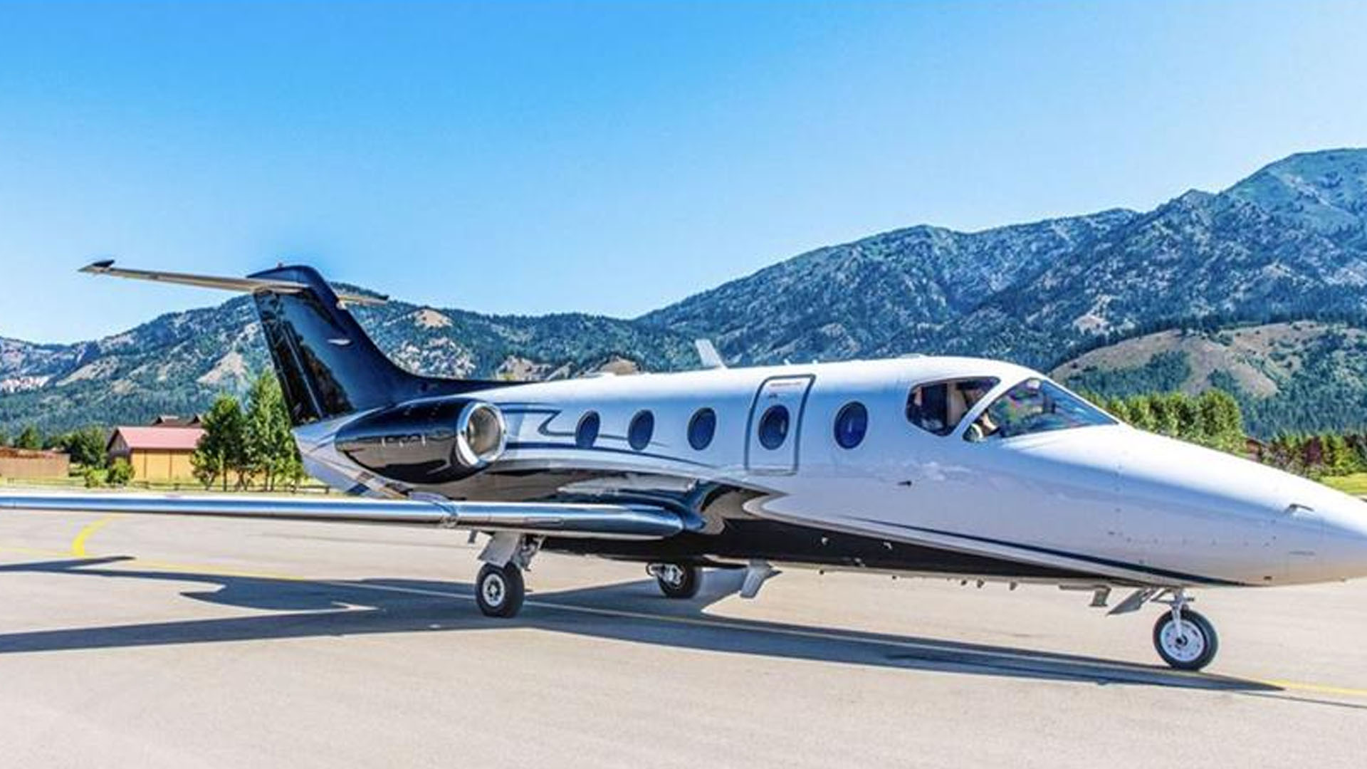 Beechjet 400A (2002) — N95BZ
