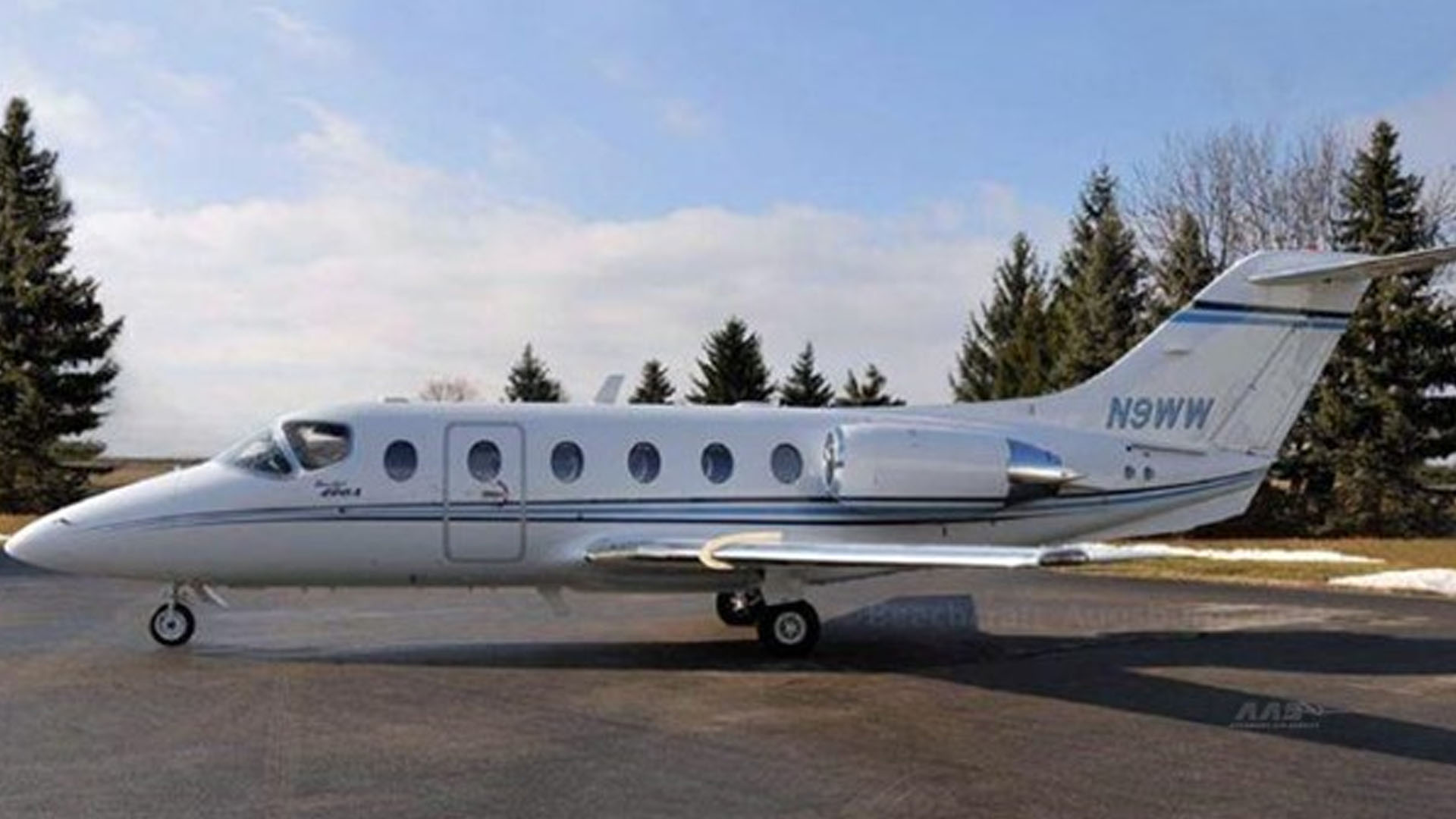 Beechjet 400A (1997) — N9WW